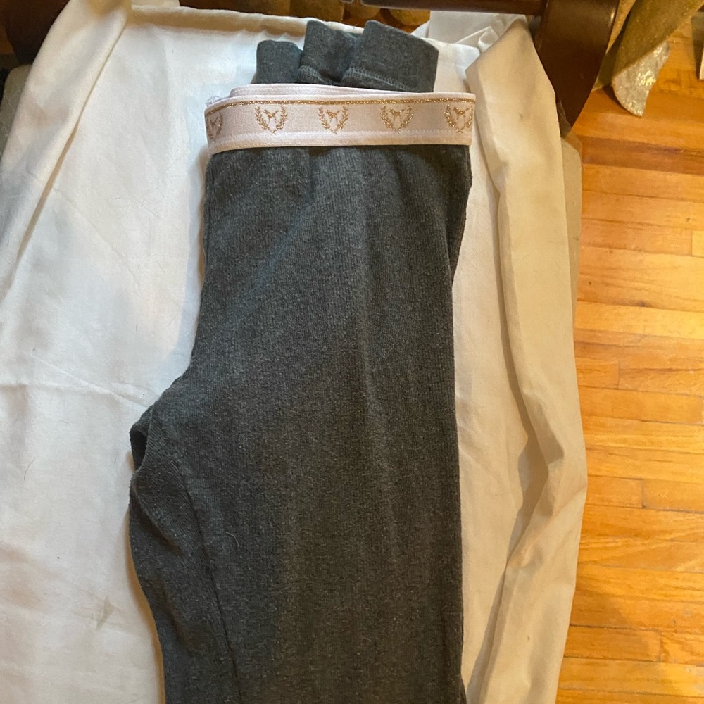 Victoria’s Secret pink leggings